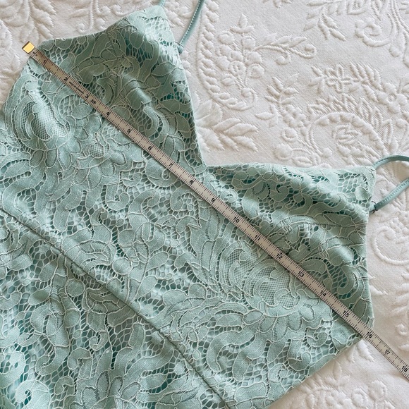 NWOT Lulus Finely Light Sage Green Lace Tiered Maxi Dress Small - Picture 12 of 14